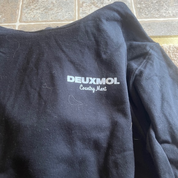 Sweatshirt - Picture 2 of 5